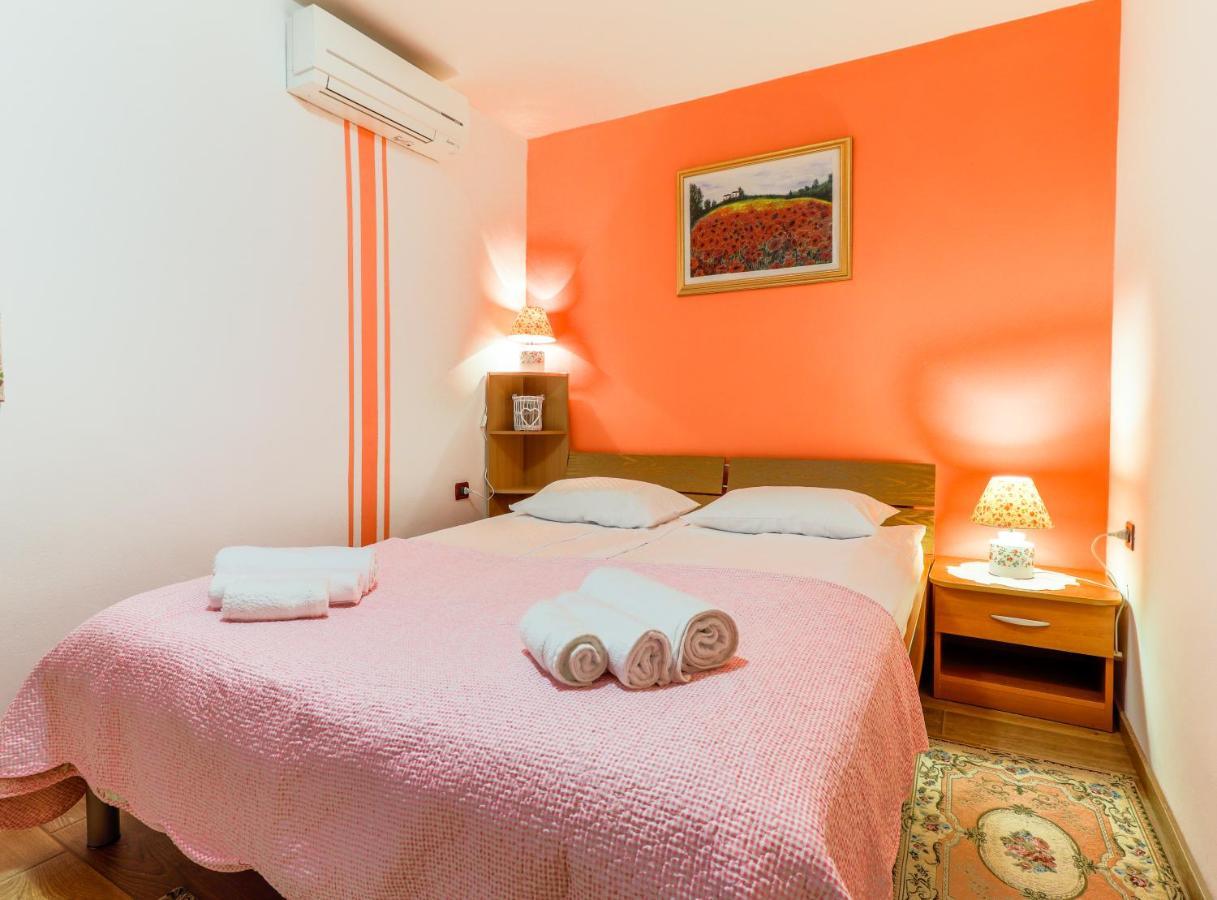 City Center 3 Bedroom Apartment 브르사르 외부 사진