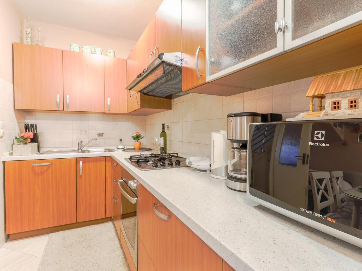 City Center 3 Bedroom Apartment 브르사르 외부 사진