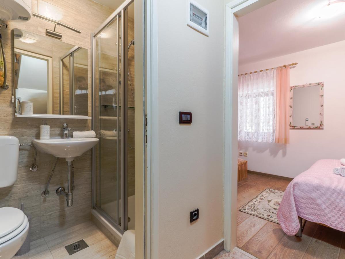 City Center 3 Bedroom Apartment 브르사르 외부 사진