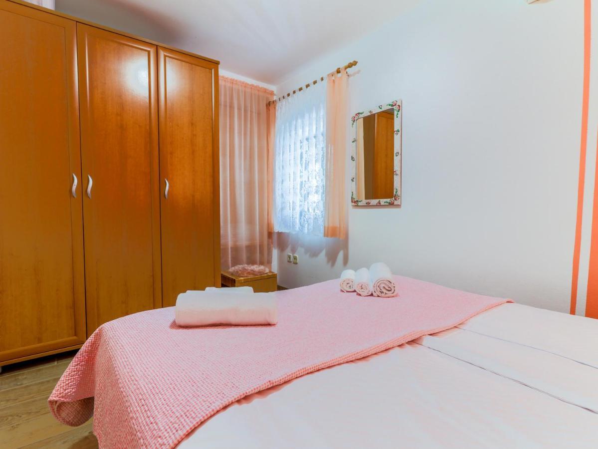 City Center 3 Bedroom Apartment 브르사르 외부 사진