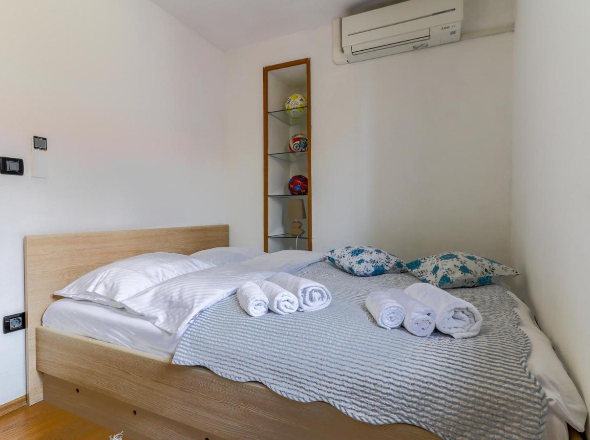City Center 3 Bedroom Apartment 브르사르 외부 사진