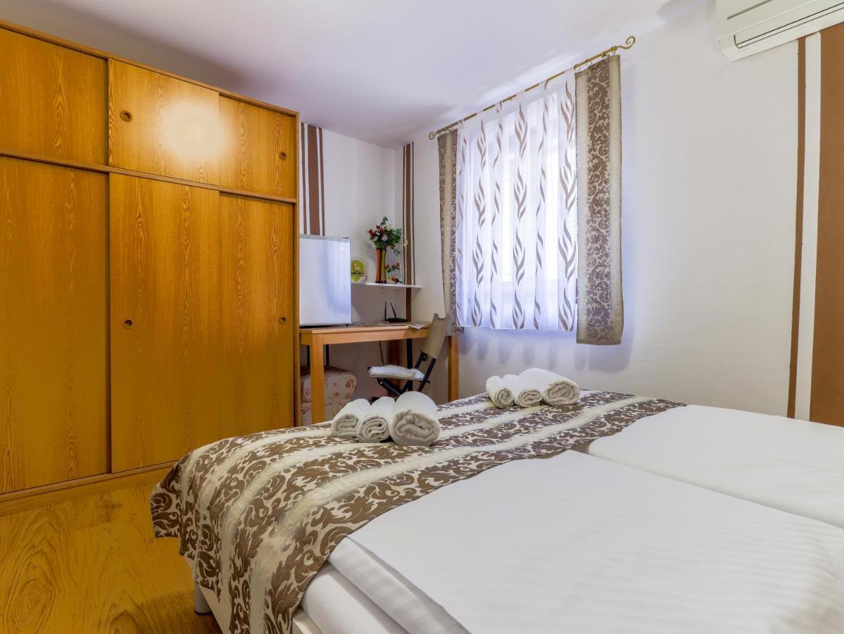 City Center 3 Bedroom Apartment 브르사르 외부 사진
